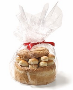 Verrassingsbrood Basic met 24 belegde mini sandwiches.