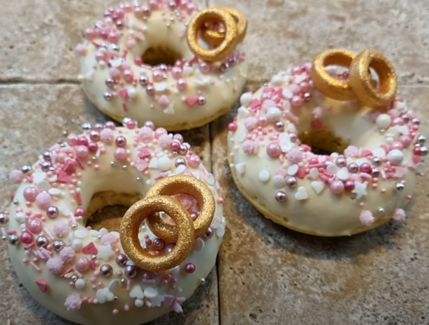 Donuts huwelijk thema