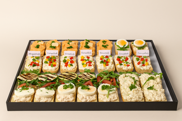 Open belegde receptie broodjes